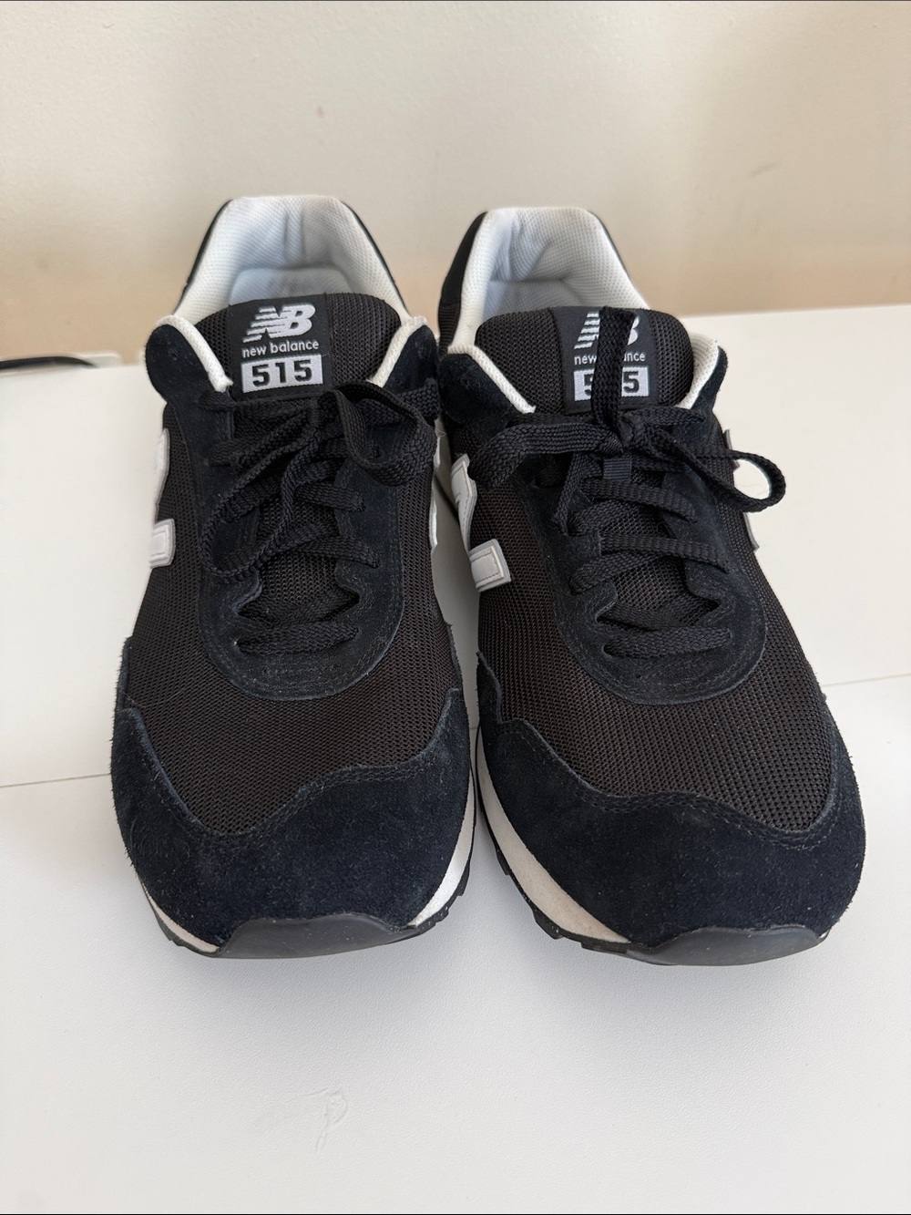 New Balance Men's Black and White 515 Sneakers